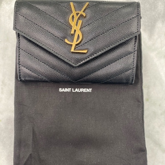💥SOLD SAINT LAURENT MONOGRAM SMALL ENVELOPEWALLET - Picture 3 of 9